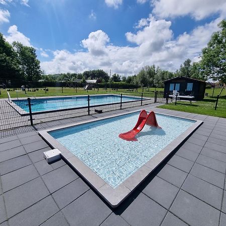 Luxus Familienvilla Mit Jacuzzi & Sauna Tzummarum Екстериор снимка