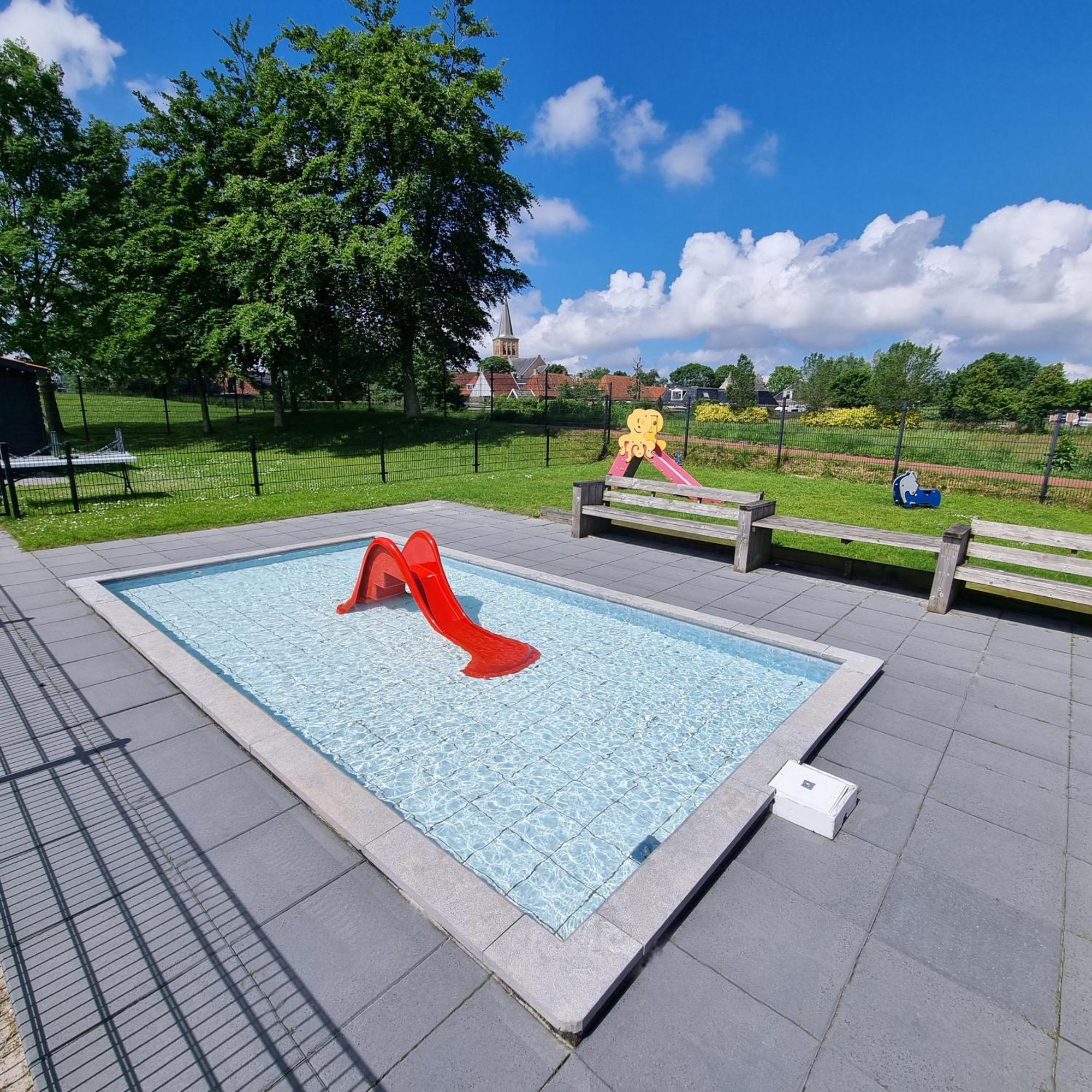 Luxus Familienvilla Mit Jacuzzi & Sauna Tzummarum Екстериор снимка