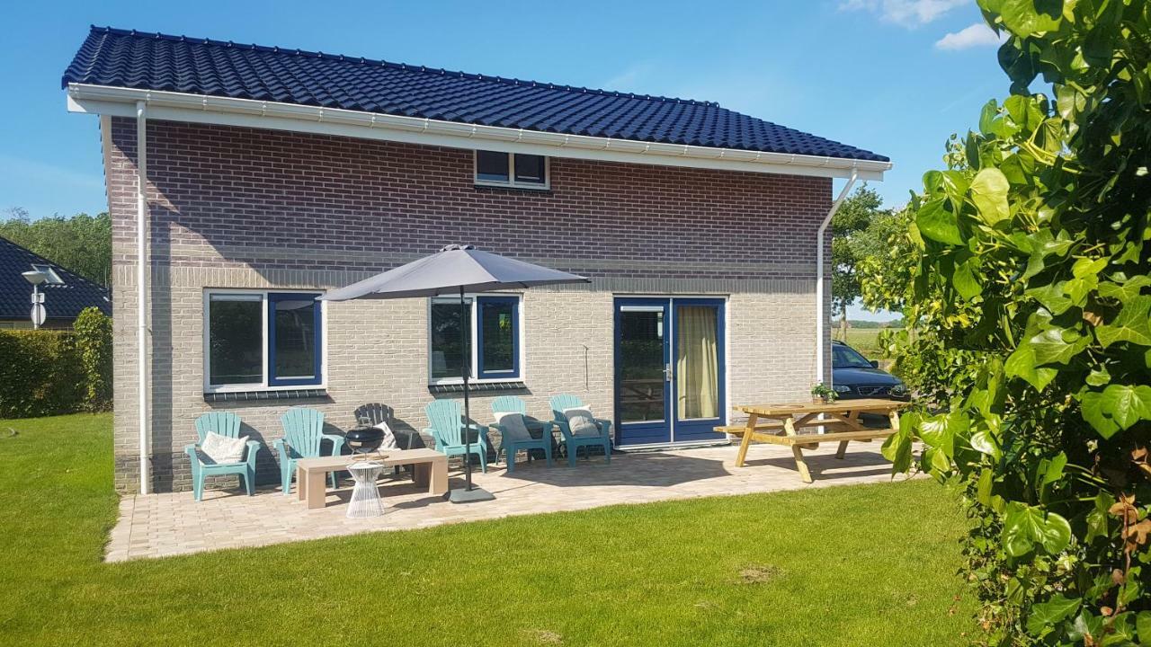 Luxus Familienvilla Mit Jacuzzi & Sauna Tzummarum Екстериор снимка